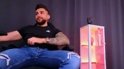 MightyAaron online show from 02.01.25