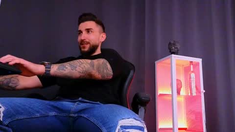 MightyAaron online show from 02.02.25