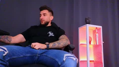 MightyAaron online show from 02.06.25