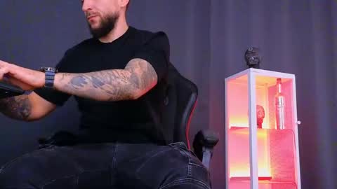 MightyAaron online show from 02.06.25