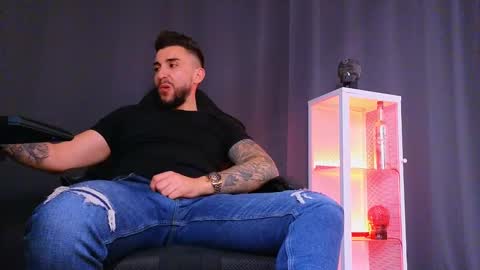 MightyAaron online show from 02.12.25