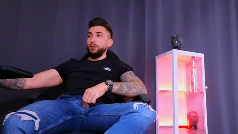 MightyAaron online show from 02.14.25