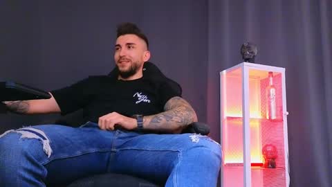 MightyAaron online show from 02.22.25