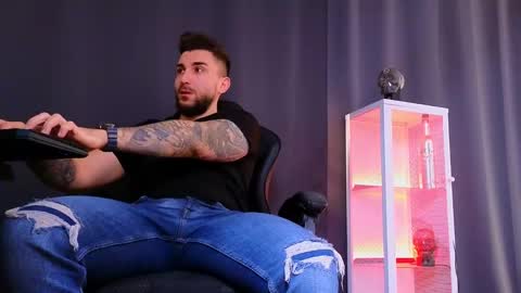 MightyAaron online show from 03.03.25