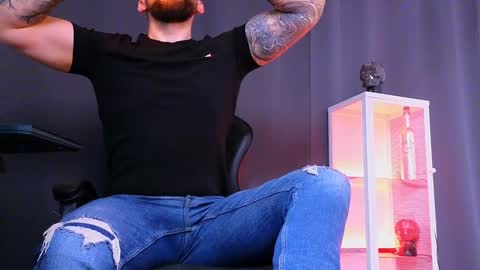 MightyAaron online show from 03.04.25