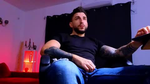 MightyAaron online show from 09.20.25