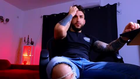 MightyAaron online show from 11.20.25