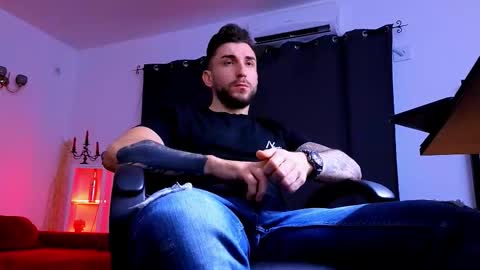 Snapshot of mightyaaron chatting on 01.18.26 MightyAaron online show from 01.18.26