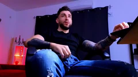 Snapshot of mightyaaron chatting on 02.06.26 MightyAaron online show from 02.06.26