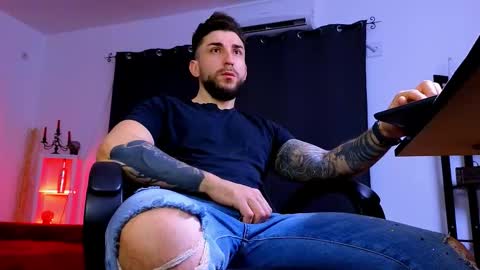 Snapshot of mightyaaron chatting on 02.24.26 MightyAaron online show from 02.24.26