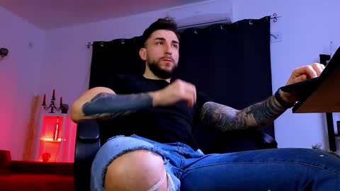 Snapshot of mightyaaron chatting on 02.26.26 MightyAaron online show from 02.26.26