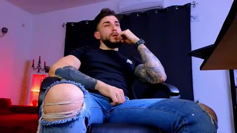 Snapshot of mightyaaron chatting on 02.27.26 MightyAaron online show from 02.27.26