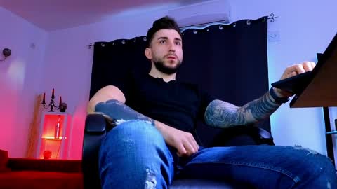 MightyAaron online show from 04.06.26