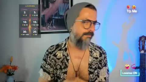 Snapshot of miguel_angeel_ chatting on 08.06.26 Miguel Angel online show from 08.06.26