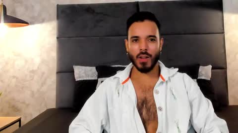 Snapshot of miguelsanfrancisco chatting on 10.03.25 miguelsanfrancisco online show from 10.03.25