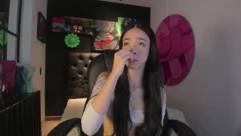 Snapshot of miia_bratz chatting on 02.19.26 miia_bratz online show from 02.19.26