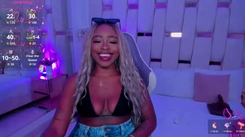 Miia Schwarz  online show from 04.11.26