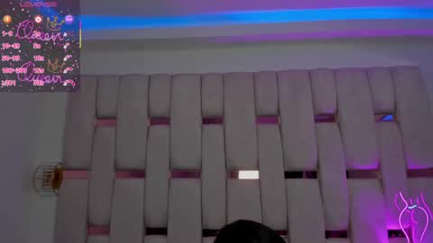 Miia Schwarz  online show from 04.19.26