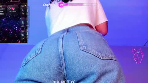 Snapshot of miia_smith97 chatting on 01.03.25 mia online show from 01.03.25