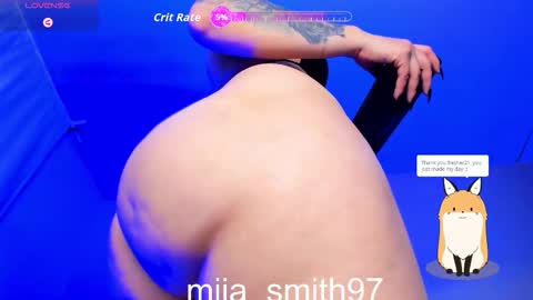 Snapshot of miia_smith97 chatting on 09.14.25 mia online show from 09.14.25