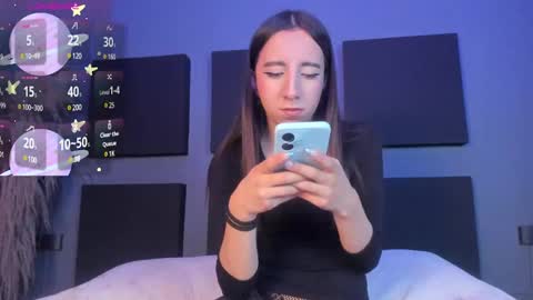 Snapshot of miiaa_doll chatting on 12.30.24 MIIA online show from 12.30.24