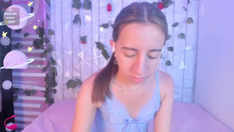 Snapshot of miiaa_doll chatting on 01.30.25 MIIA online show from 01.30.25