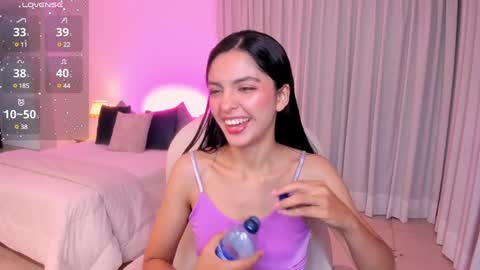 Mia online show from 12.14.24