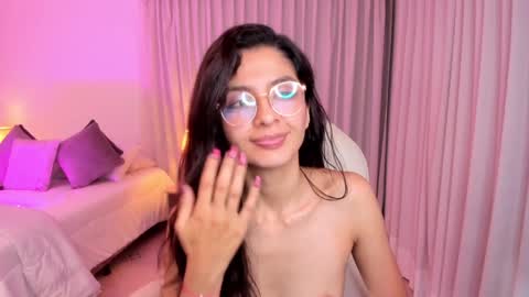 Mia online show from 01.14.25