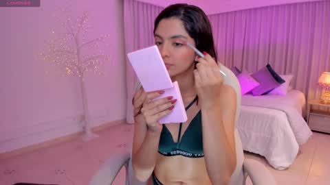 Mia online show from 01.25.25