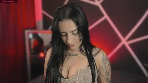 Snapshot of miiaa_stone chatting on 06.16.26 miiaa stone online show from 06.16.26