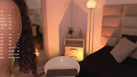 Snapshot of miissjulia chatting on 12.24.24   online show from 12.24.24
