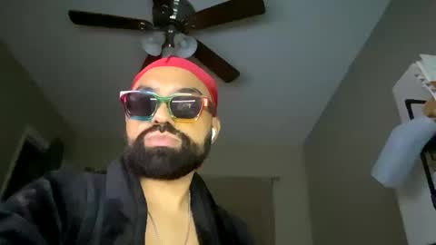 Snapshot of mik138 chatting on 10.12.25 mik138 online show from 10.12.25