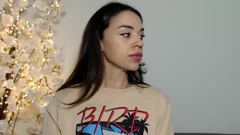 Mika online show from 10.11.25