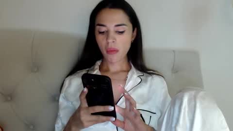 Mika online show from 10.20.25