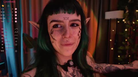 Snapshot of mika_moon_ chatting on 02.02.25 mika_moon_ online show from 02.02.25