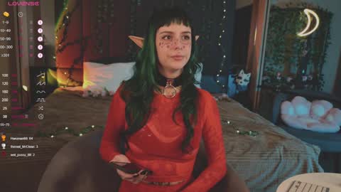 Snapshot of mika_moon_ chatting on 02.26.25 mika_moon_ online show from 02.26.25