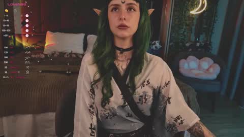 Snapshot of mika_moon_ chatting on 03.09.25 mika_moon_ online show from 03.09.25