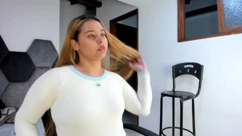Mikaela blondie bigass online show from 05.11.26