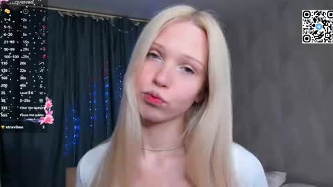 Angel girl online show from 02.21.26