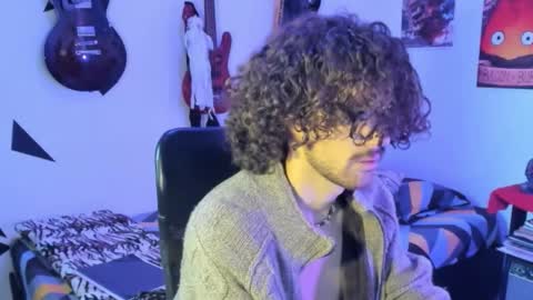 Snapshot of mikaelrizzzo chatting on 10.16.25 mikaelrizzzo online show from 10.16.25