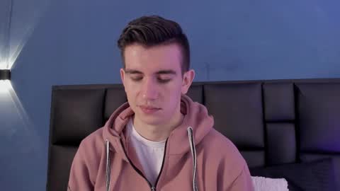 mikael online show from 09.30.25