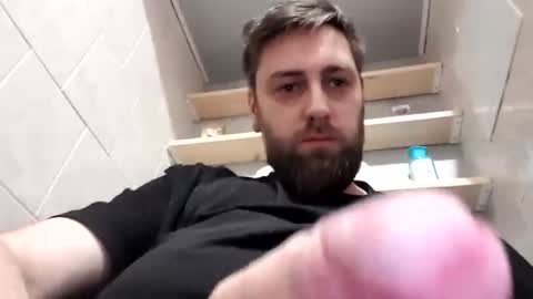 Mika online show from 01.28.25