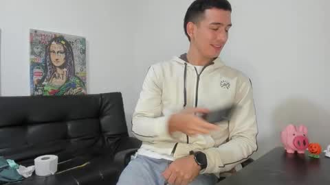 mike3xxx online show from 11.11.25