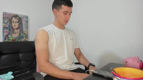 mike3xxx online show from 11.13.25