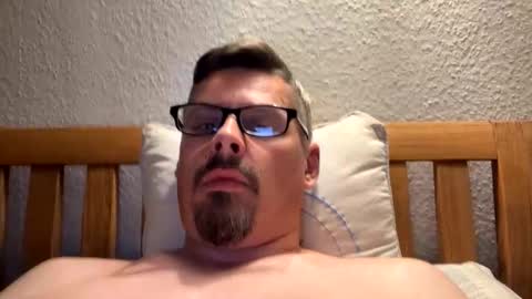 mike4u26 online show from 10.04.25