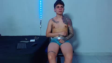 Mike IMDEPENDIENT MODEL online show from 11.18.25