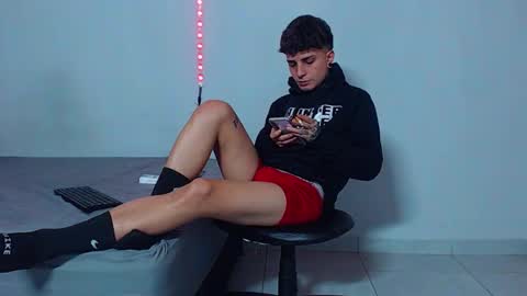 Mike IMDEPENDIENT MODEL online show from 12.01.25