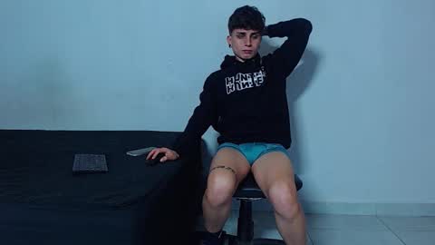 Mike IMDEPENDIENT MODEL online show from 01.06.26