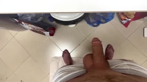 Snapshot of mike860947 chatting on 10.15.25 mike860947 online show from 10.15.25