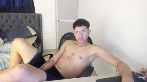 mike_master9 online show from 10.21.25